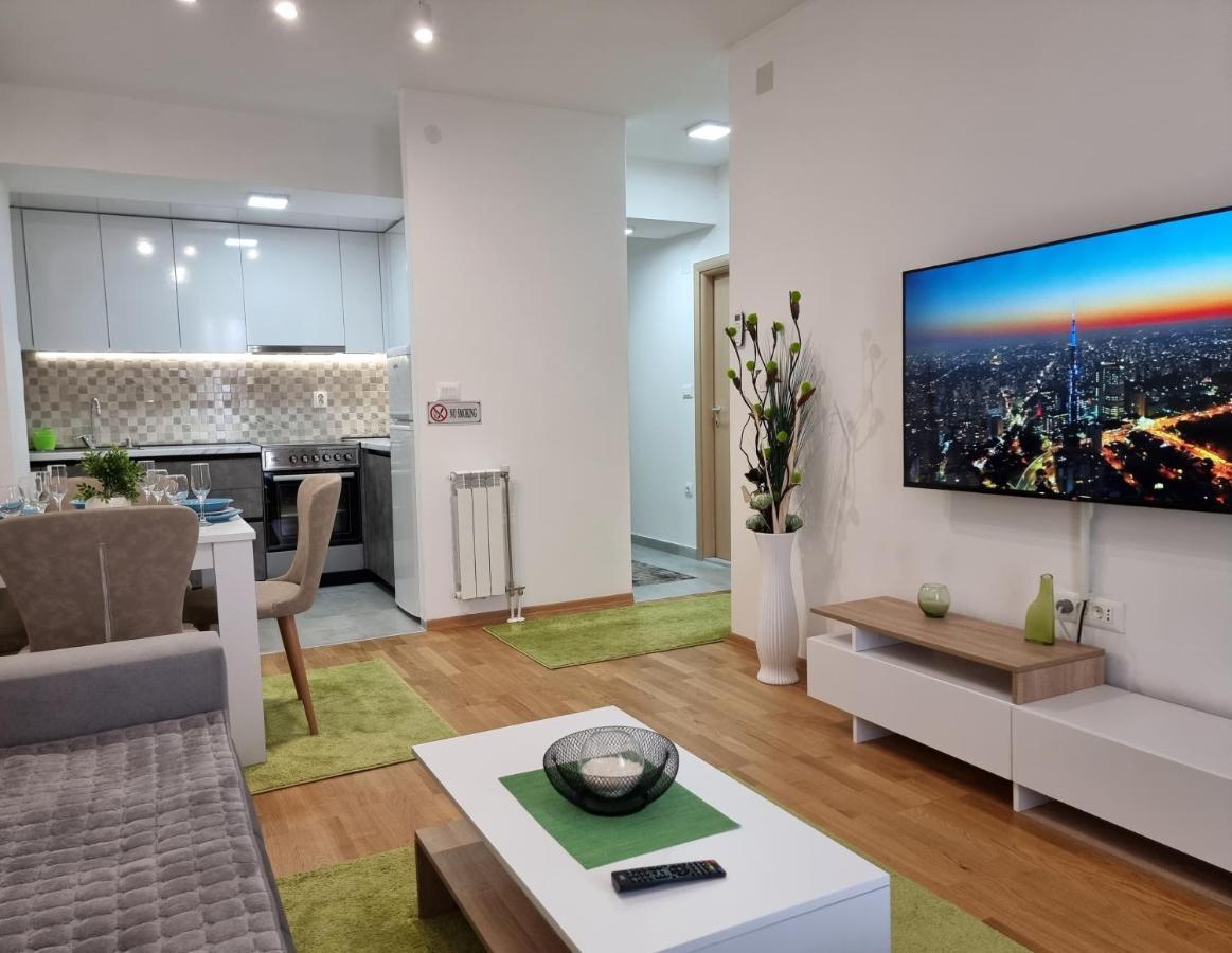 Modern & Trendy Apartment Скопье Экстерьер фото