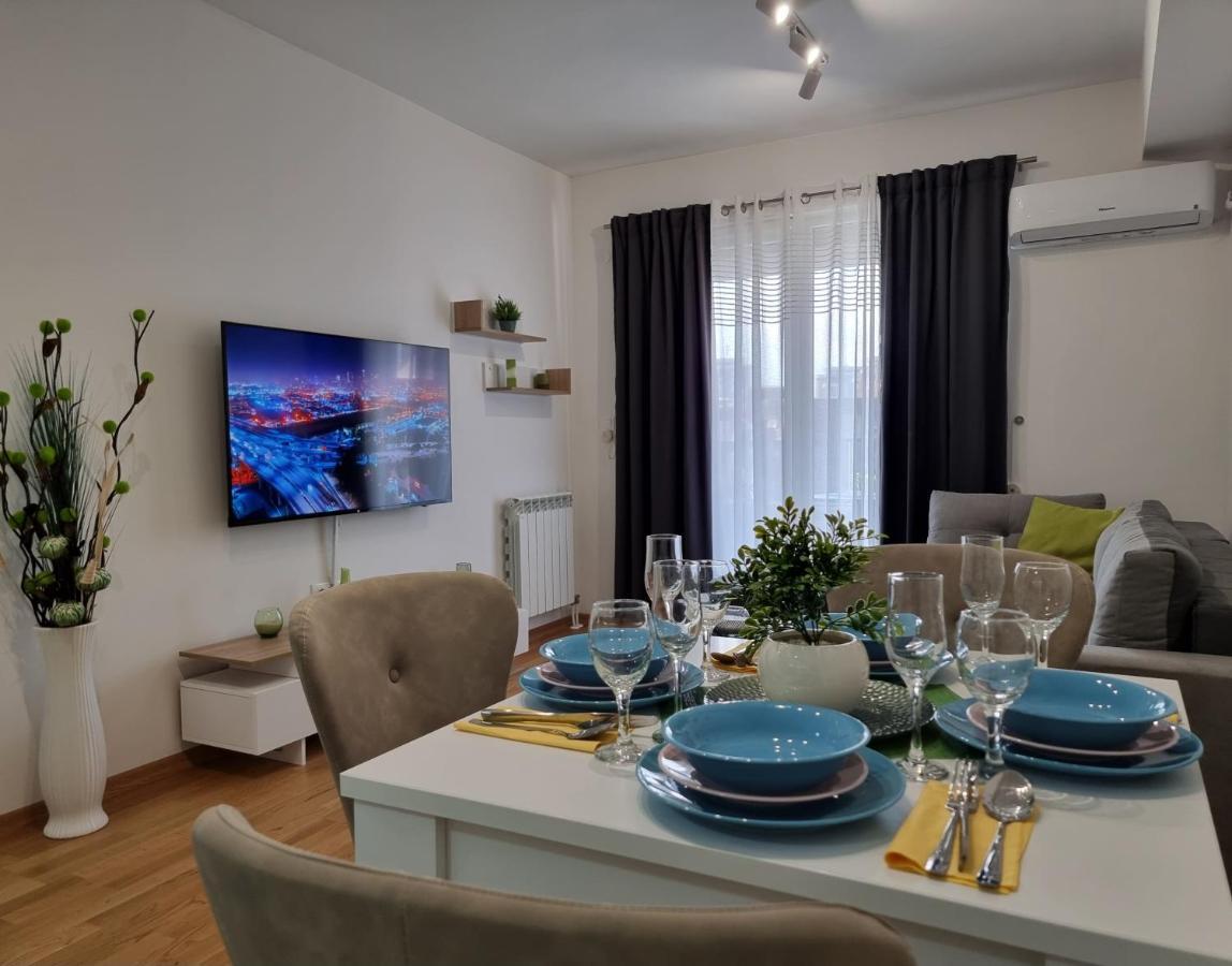 Modern & Trendy Apartment Скопье Экстерьер фото