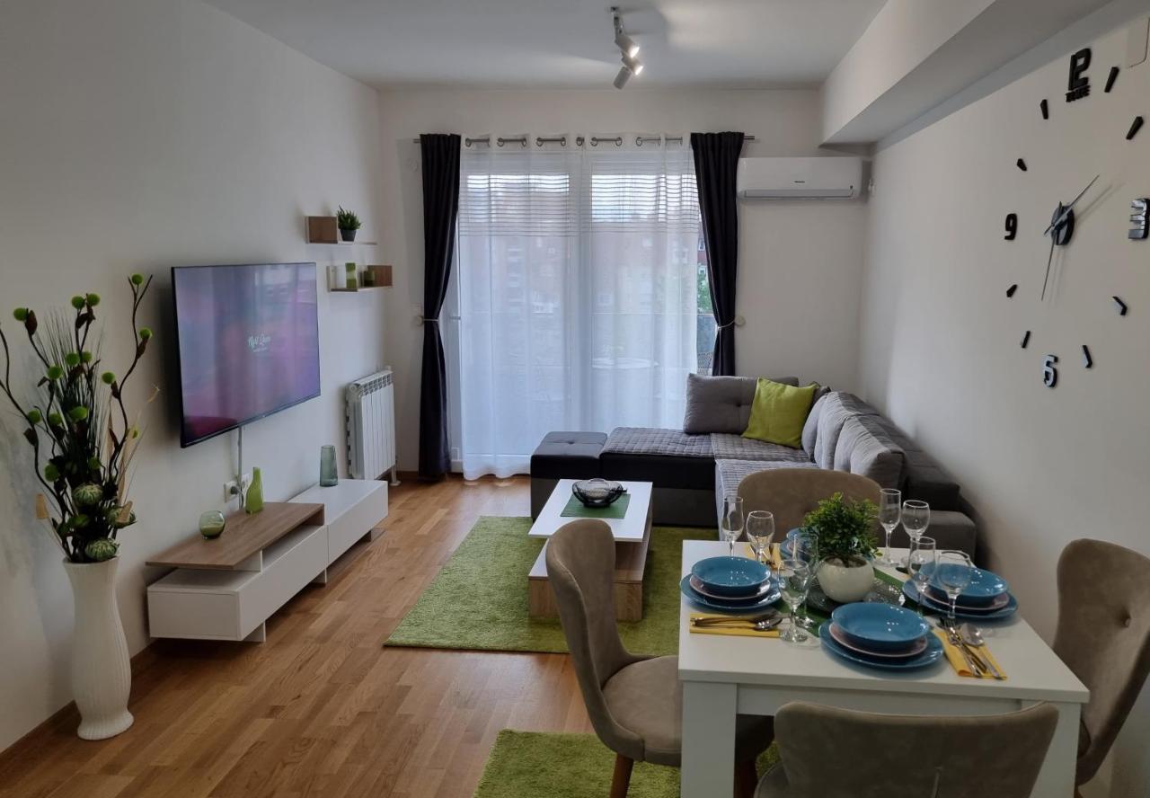 Modern & Trendy Apartment Скопье Экстерьер фото