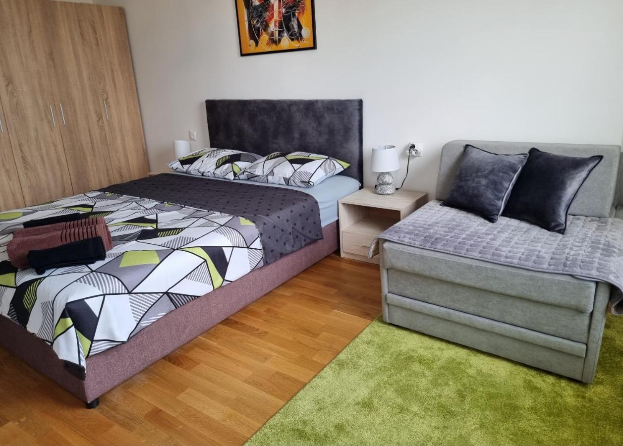 Modern & Trendy Apartment Скопье Экстерьер фото